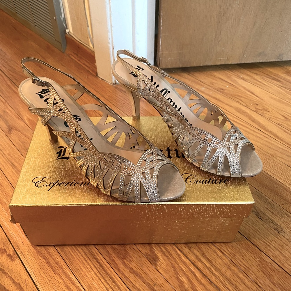 Lady Couture champagne crystal sandals size 9